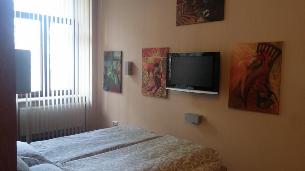 Aparthotel Na Dobu Lviv Extérieur photo