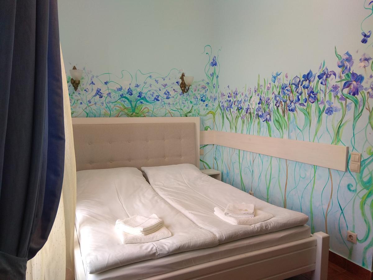 Aparthotel Na Dobu Lviv Extérieur photo
