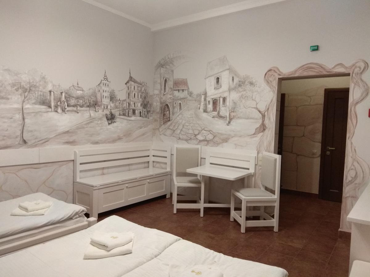 Aparthotel Na Dobu Lviv Extérieur photo