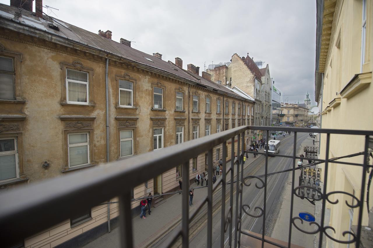 Aparthotel Na Dobu Lviv Extérieur photo